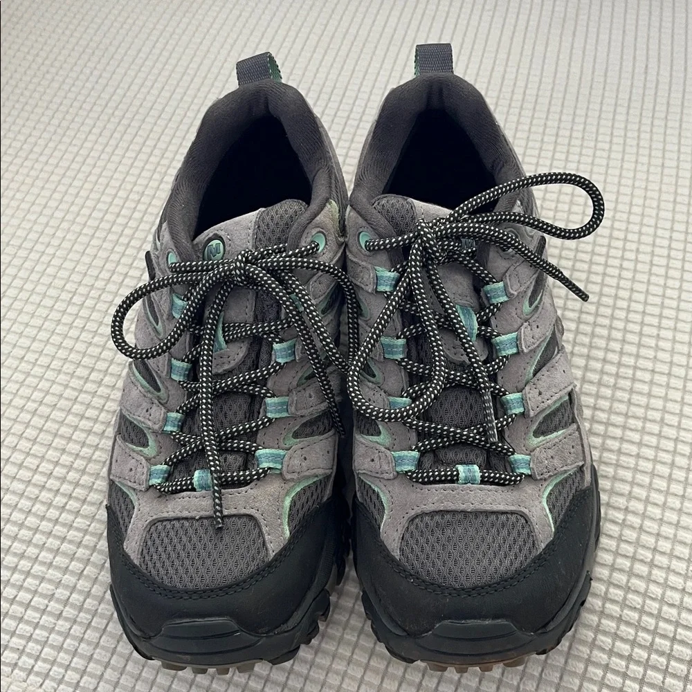 Women's Moab 3 Waterproof Hiking Shoes 7.5 - Picture 2 of 7